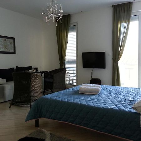 Villa Espero โตรกีร์ ภายนอก รูปภาพ