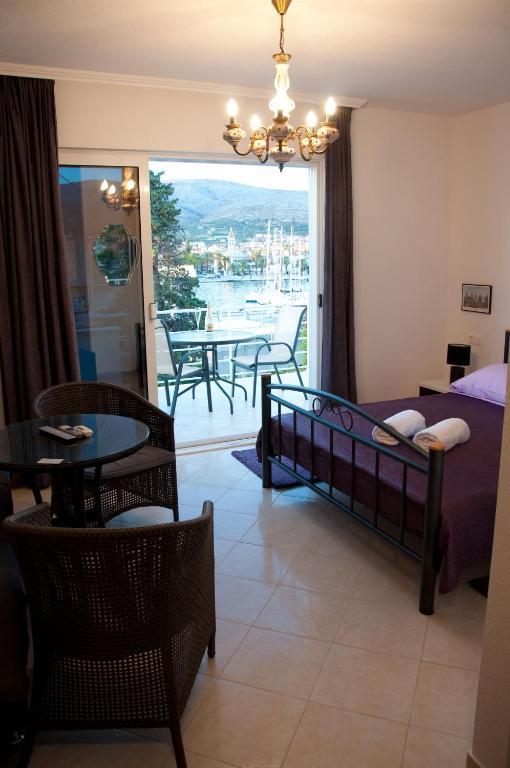 Villa Espero โตรกีร์ ห้อง รูปภาพ