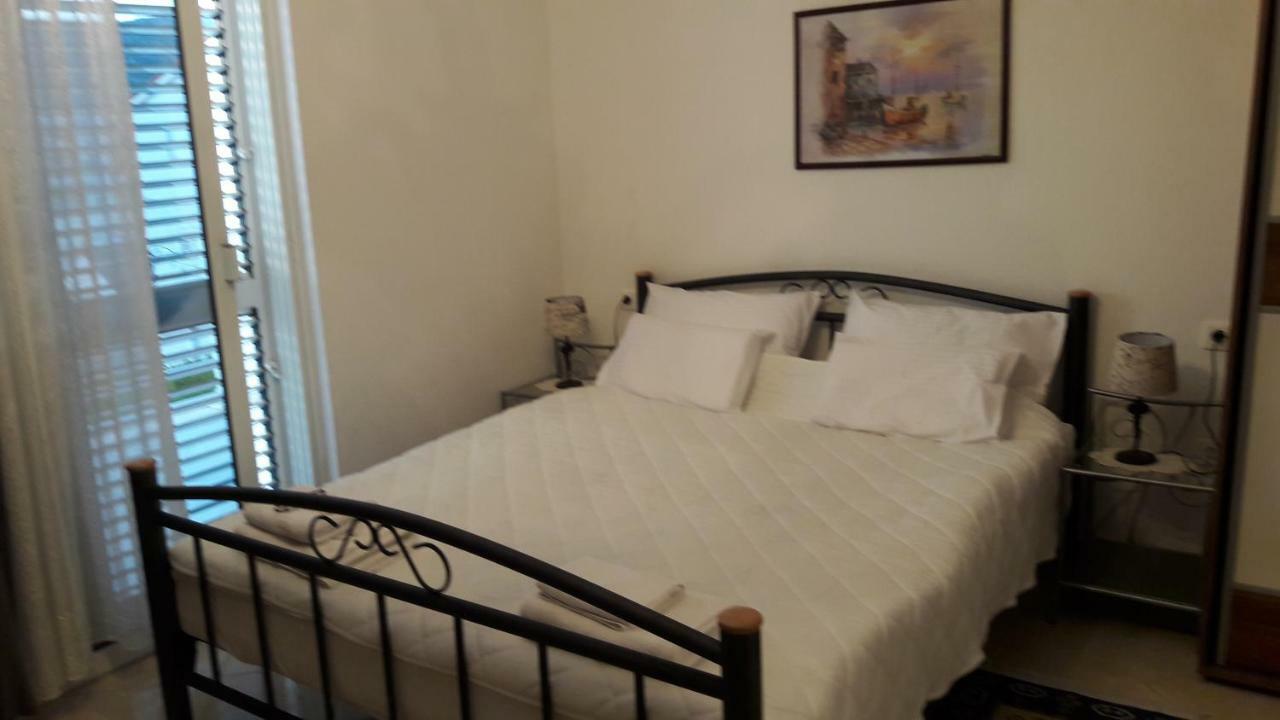 Villa Espero โตรกีร์ ภายนอก รูปภาพ